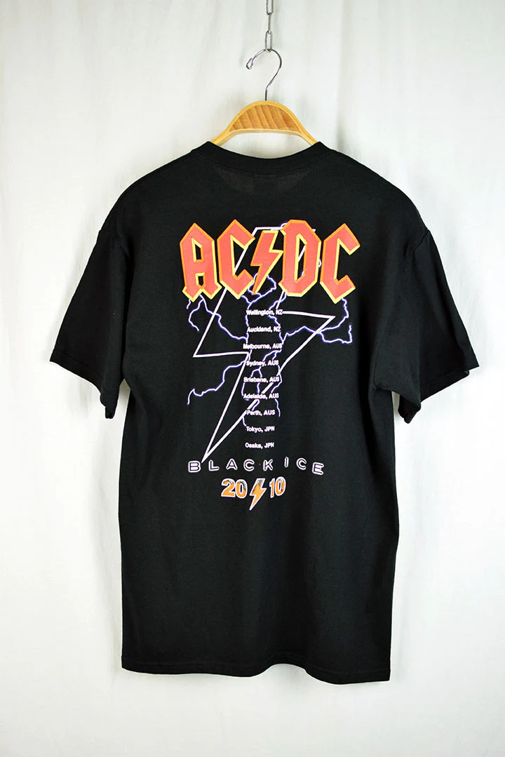 Deadstock 2010 AC/DC 'Black Ice' Tour black bell T-shirt - Image 3