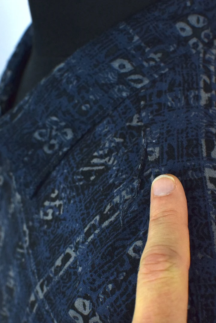 Manhattan Brand Abstract Print Shirt - Image 3