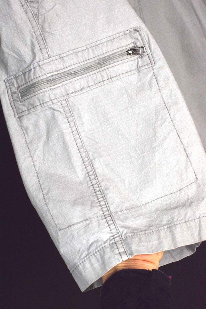 Levi's Brand Cargo Shorts - Image 4