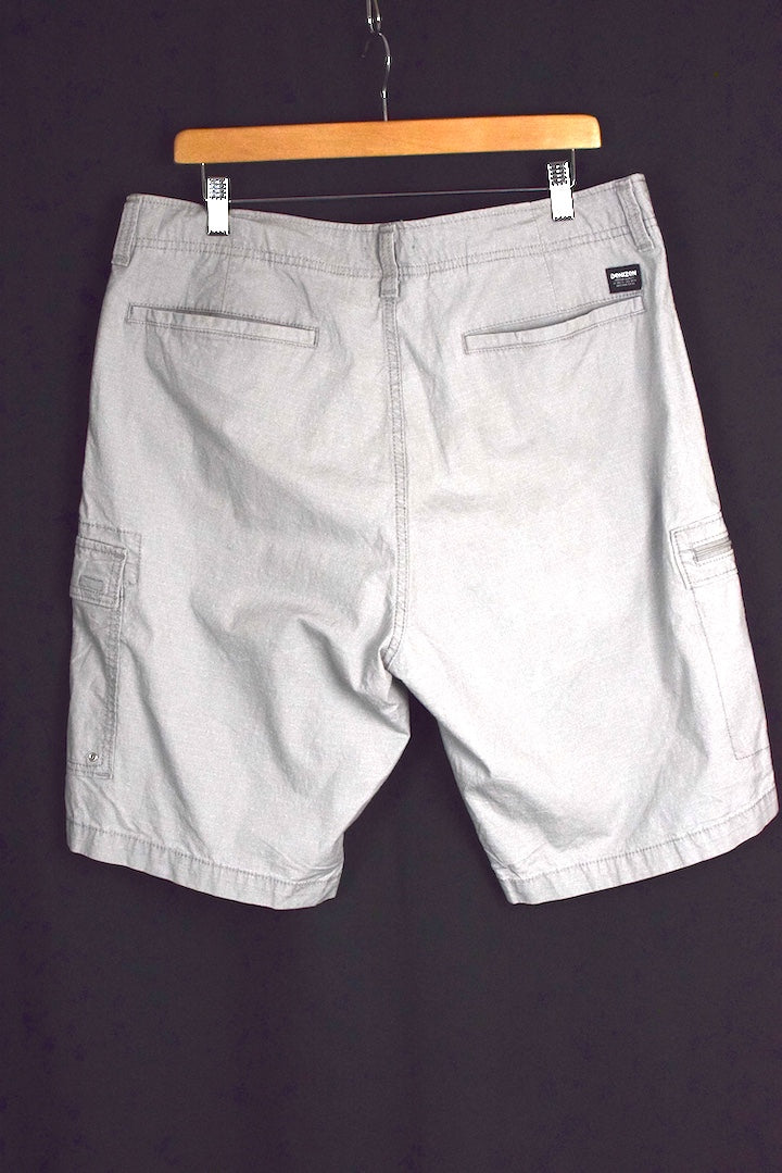 Levi's Brand Cargo Shorts - Image 5