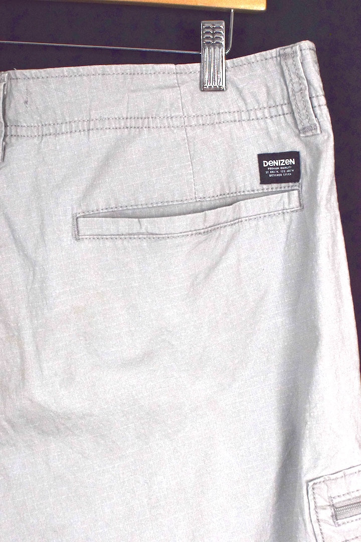 Levi's Brand Cargo Shorts - Image 6